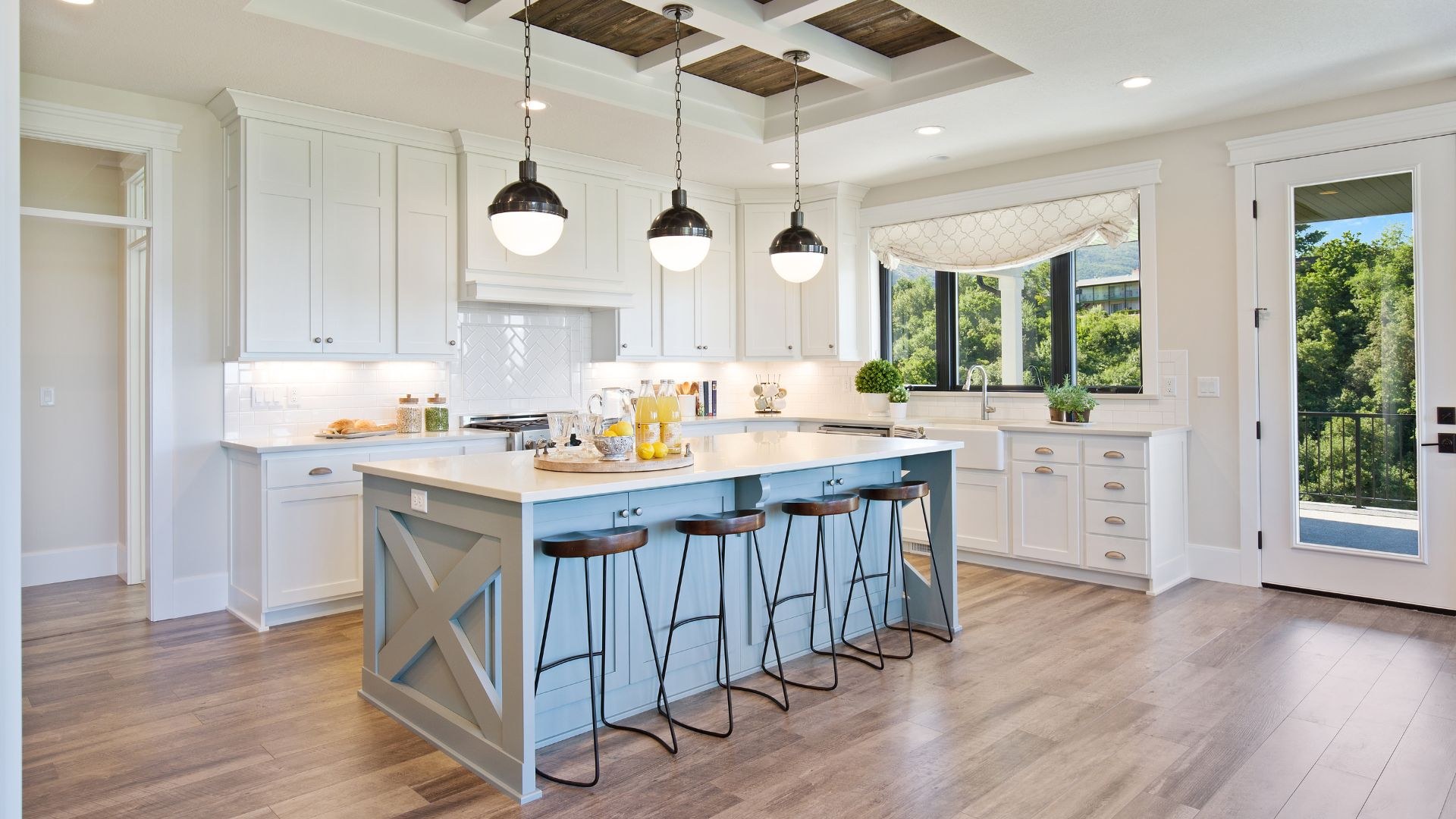 Kitchen renovation by JB Renovations, project photo 2
